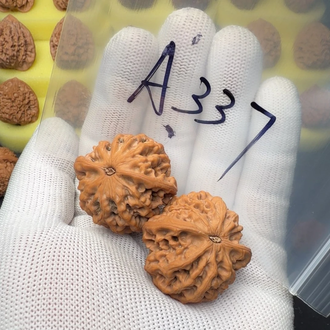 吊坠文玩核桃秦闷全品37