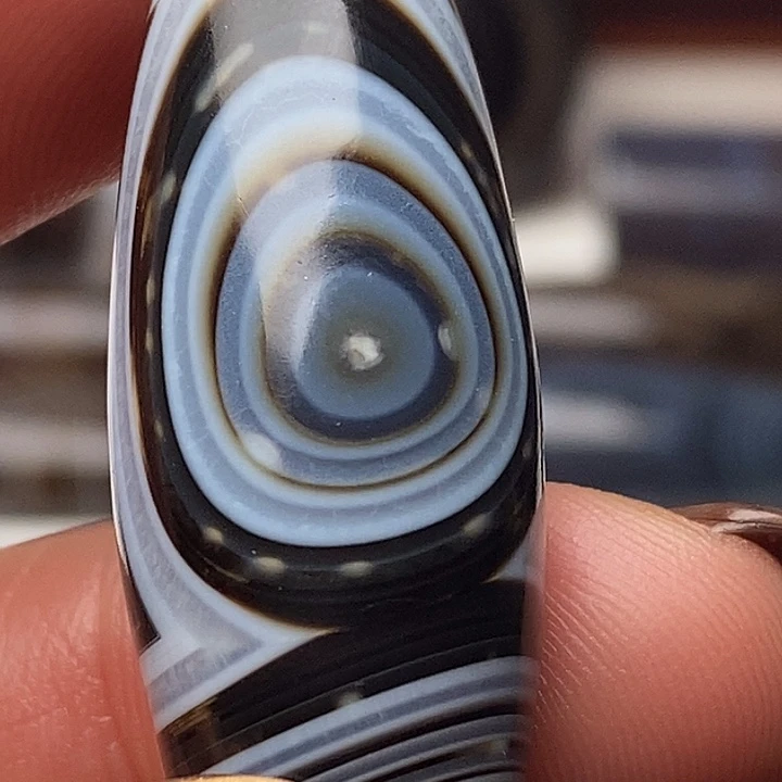 精***灵玛瑙/玉髓未镶嵌珠宝半成品