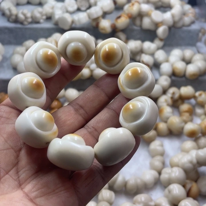吊坠菩提根/象牙果微瑕象牙果荷包蛋手串