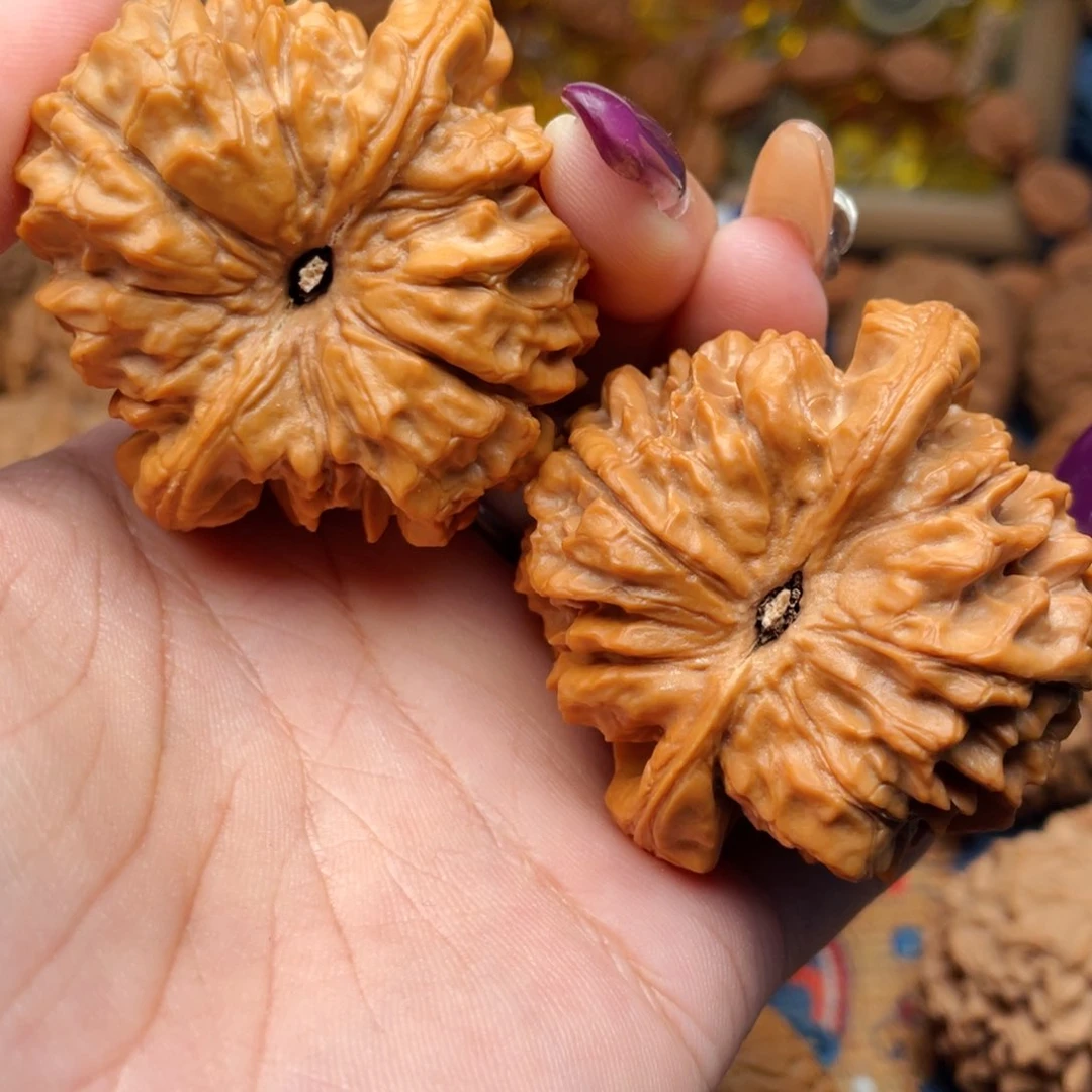 吊坠文玩核桃刘*鹏龙鼎