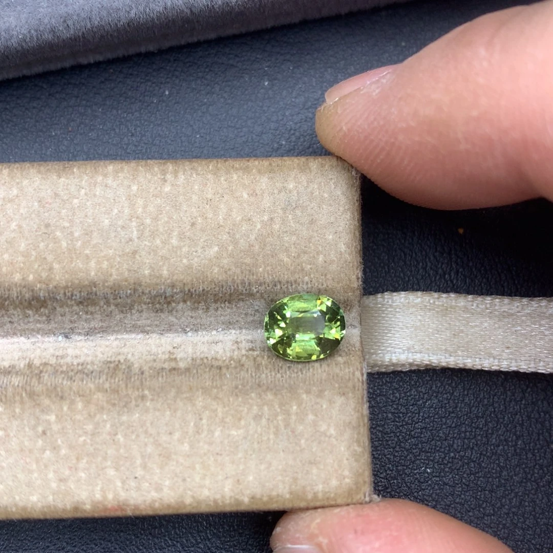 未镶嵌裸石碧玺1,32ct全净