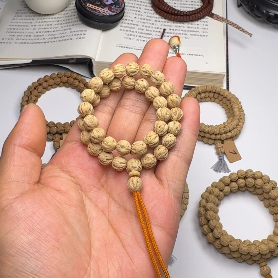 柏香籽/百香籽吊坠手持