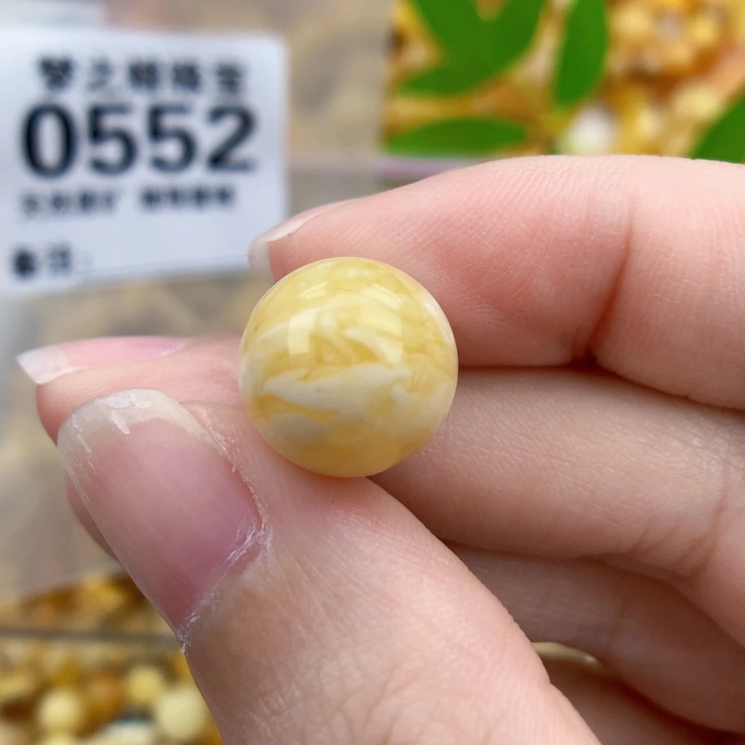 裸石琥珀未镶嵌12.5