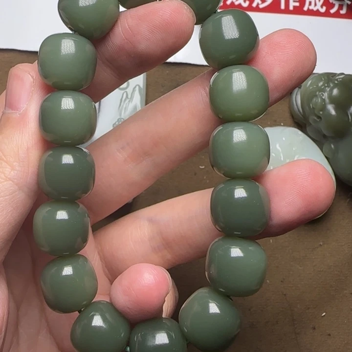 流***失和田玉未镶嵌挂件