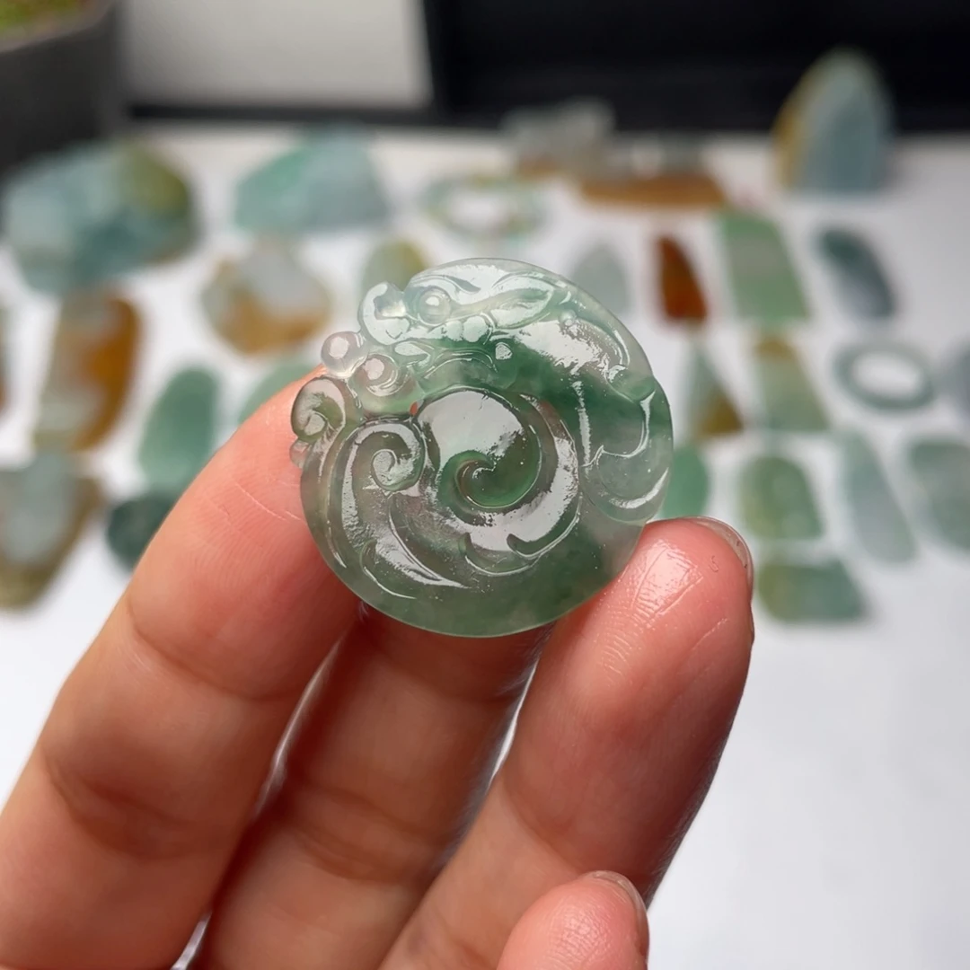 定制翡翠未镶嵌天然翡翠