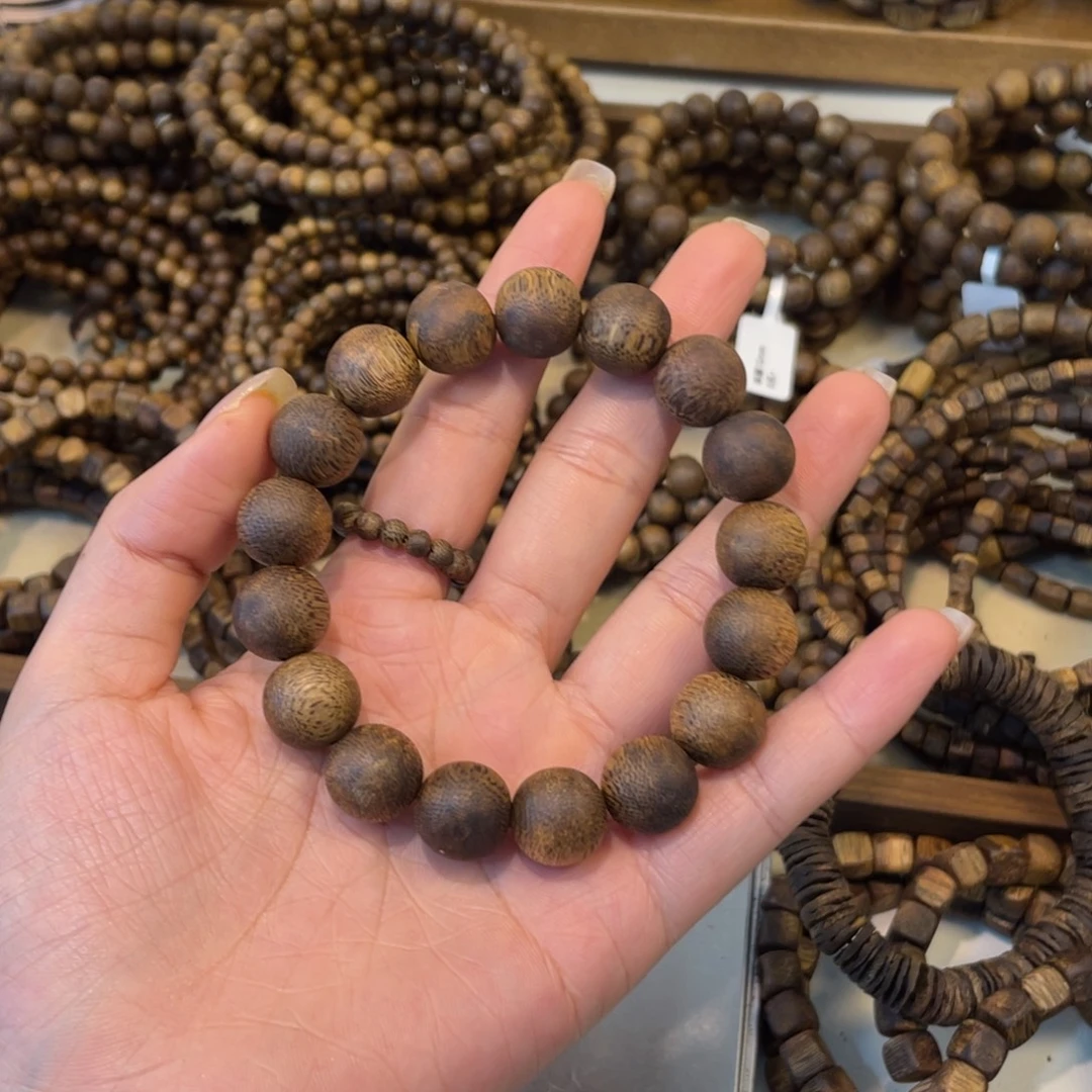 东***虎沉香卡1.3单圈圆珠13克+