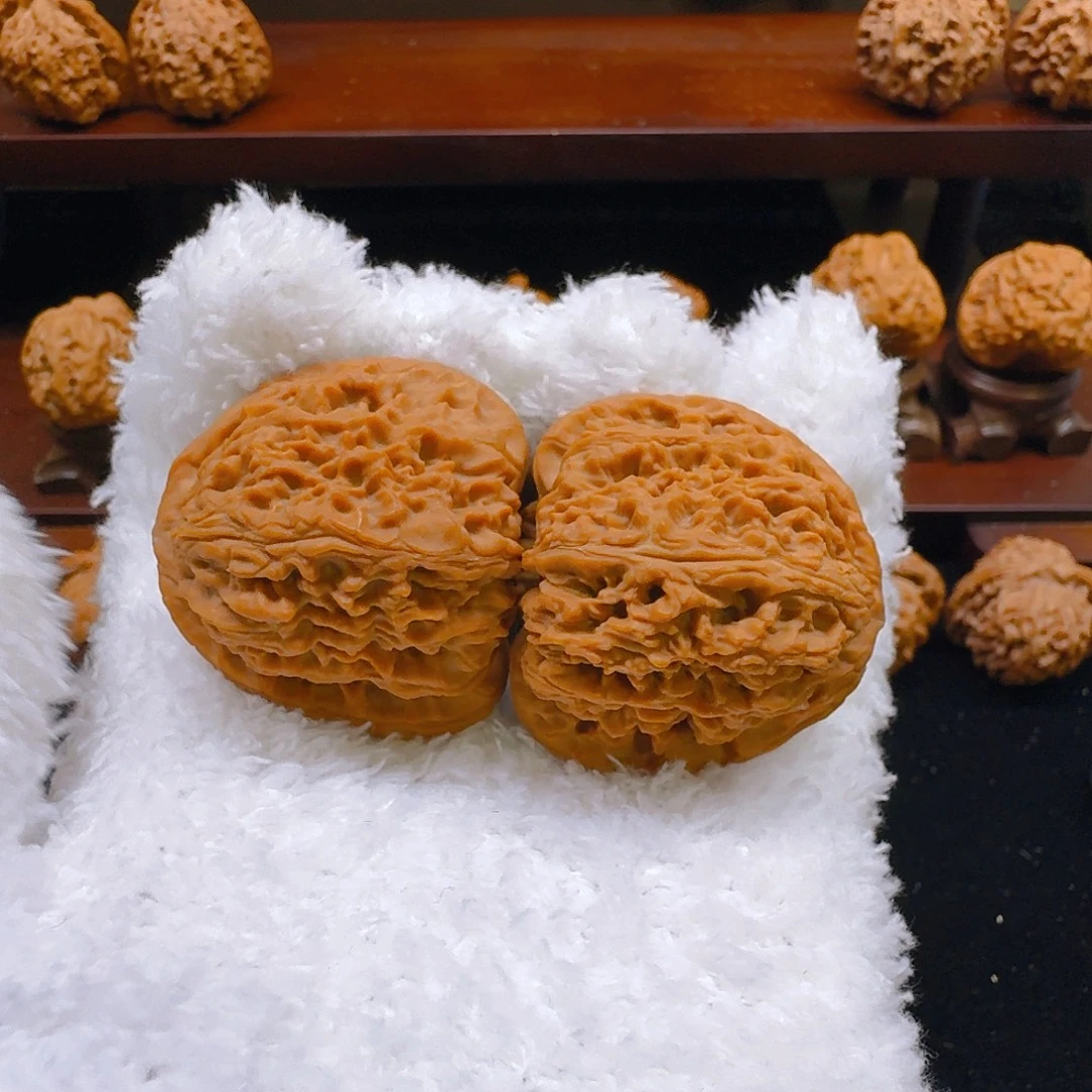 知***知手串/手链核桃赵喜满红皮南疆石42