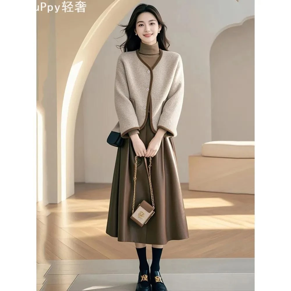 DouPpy轻奢2024新款高级感爆款小个子洋气超好看短款小香风毛呢外