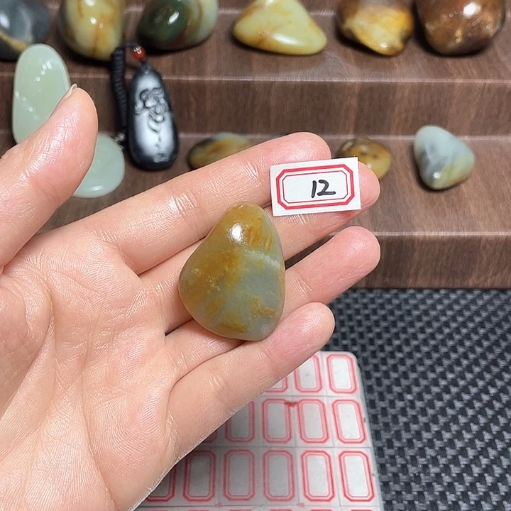 未镶嵌和田玉挂件12