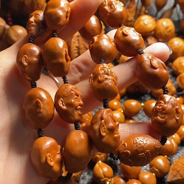 吊坠橄榄核写实手持