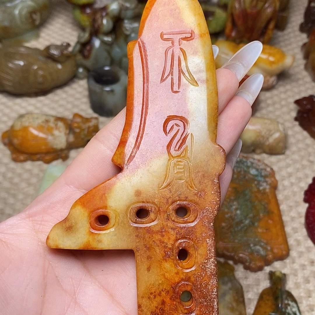未镶嵌蛇纹石玉颈饰