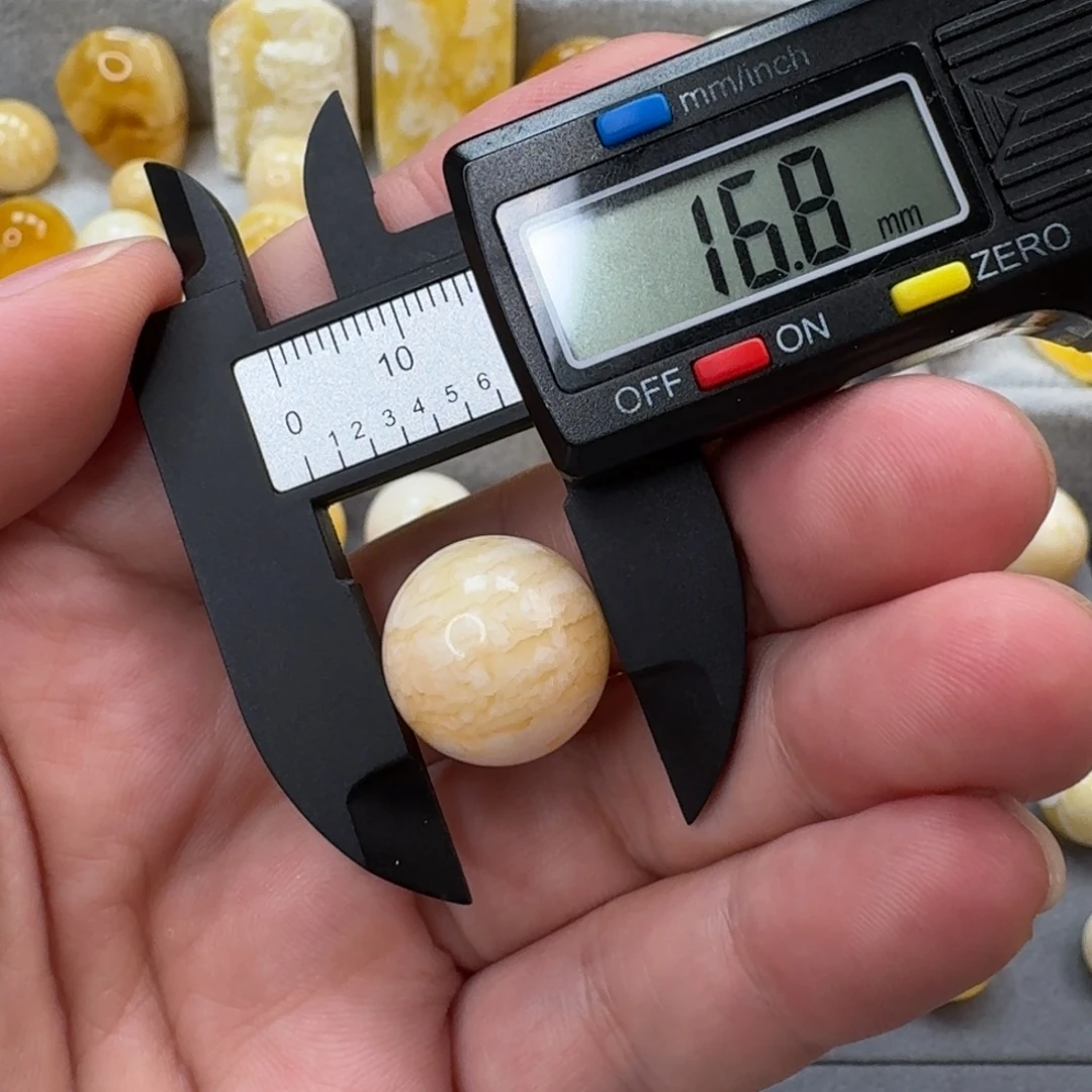 路***人未镶嵌琥珀裸石圆珠
