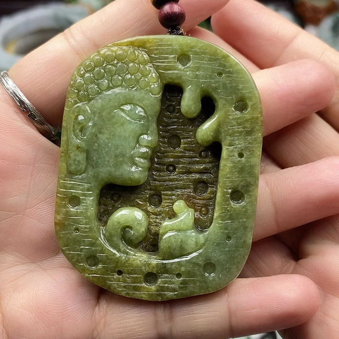 颈饰未镶嵌翡翠牌子