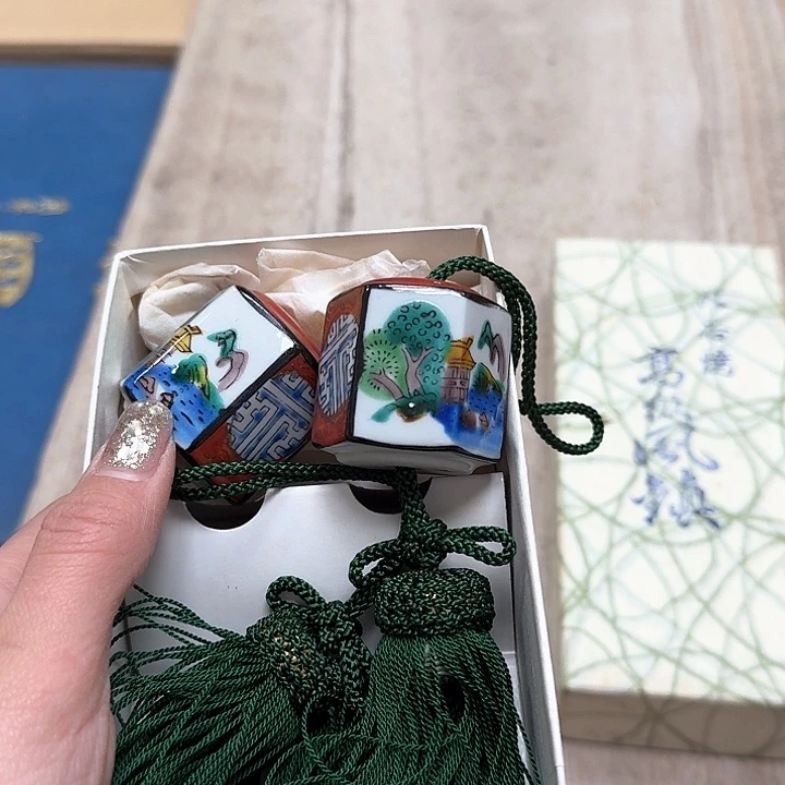 瓷片噗哈哈哈哈哈哈哈哈我笑得