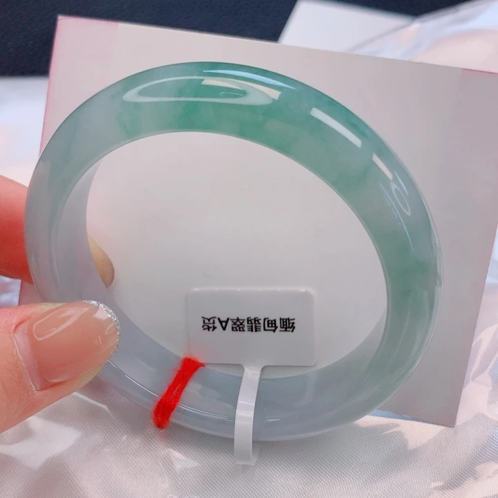 翡翠未镶嵌手镯55。56