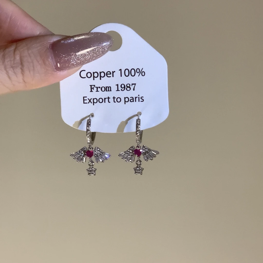 合金耳饰 耳圈爱心耳环女气质女神范甜酷设计耳饰轻奢饰配