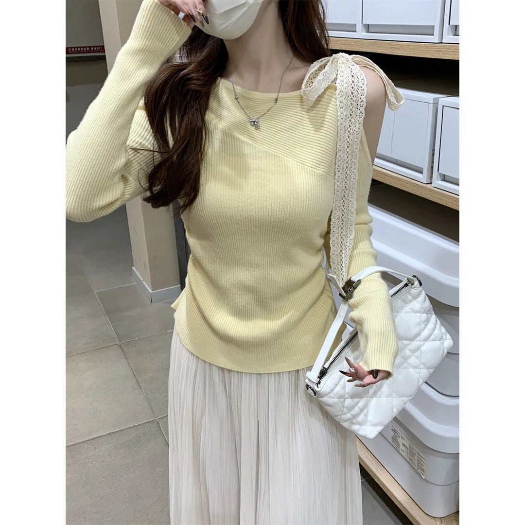黄色斜肩系带长袖针织衫女春秋新款内搭修身露肩毛衣打底衫上衣