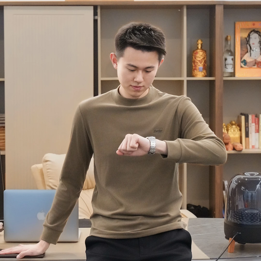 【bing哥哥】秋冬男士德绒纯色圆领套头绣标打底衫商务休闲百搭长袖