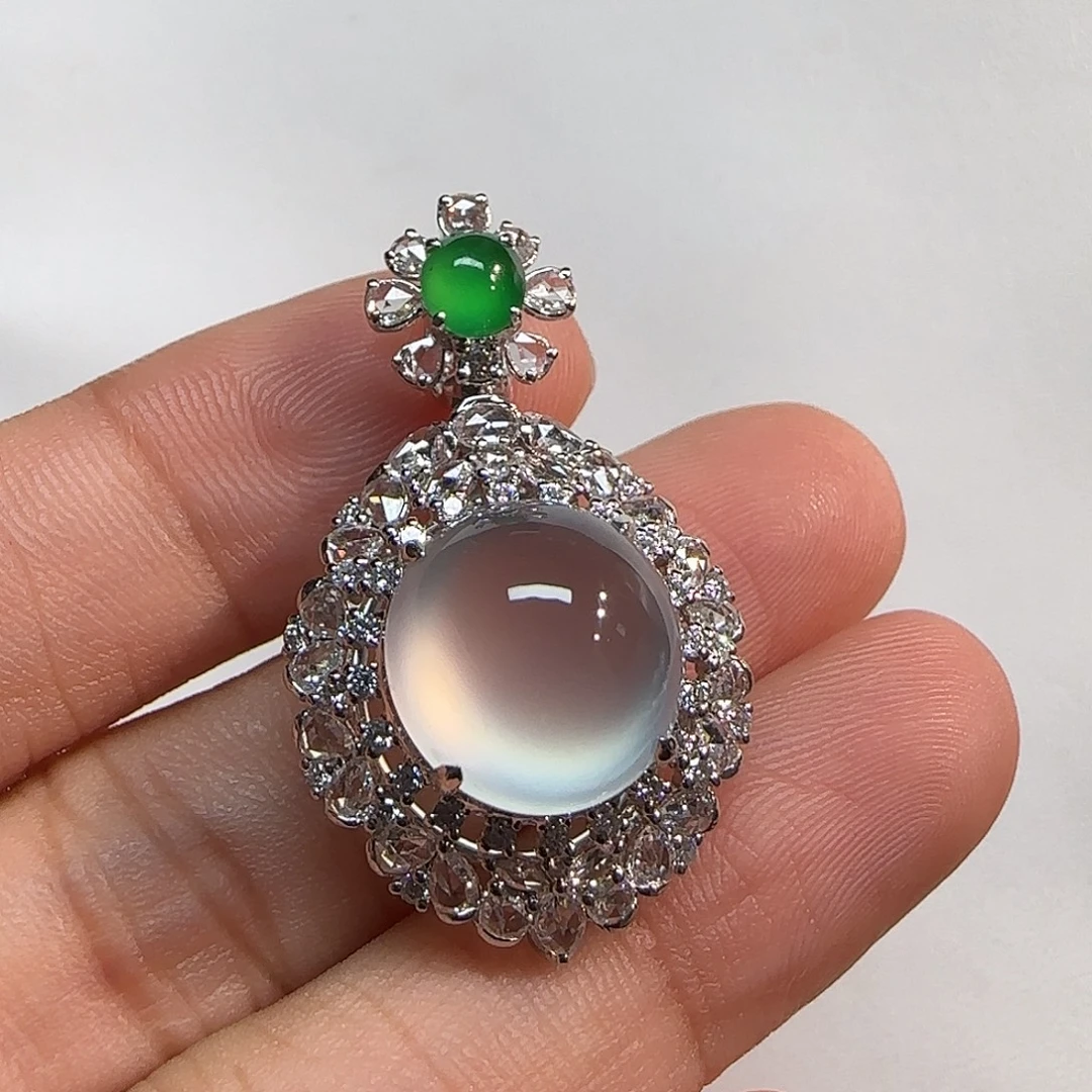 翡翠18K金镶嵌吊坠(不含链)蛋面