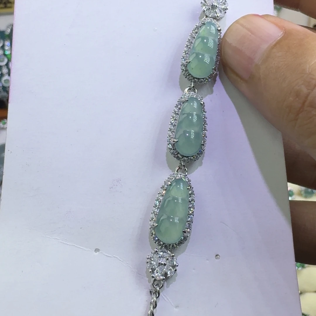 翡翠未镶嵌颈饰147