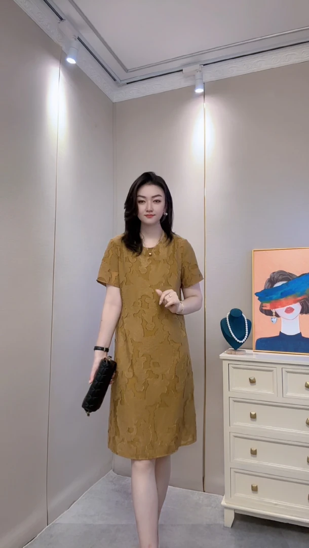 【深圳-南油】2025夏季新款气质剪花轻薄焦糖色中长款连衣裙 25146#