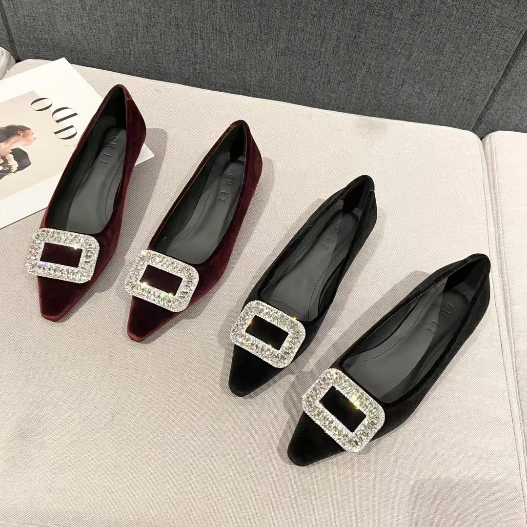 【茜茜】2cm金丝绒方扣水钻黑色单鞋女鞋子法式气质尖头通勤