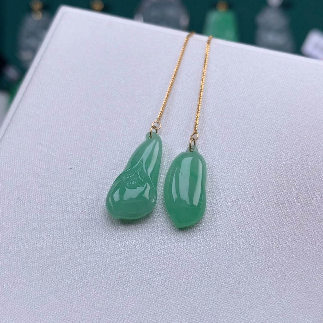 翡翠18K金镶嵌颈饰特别福利