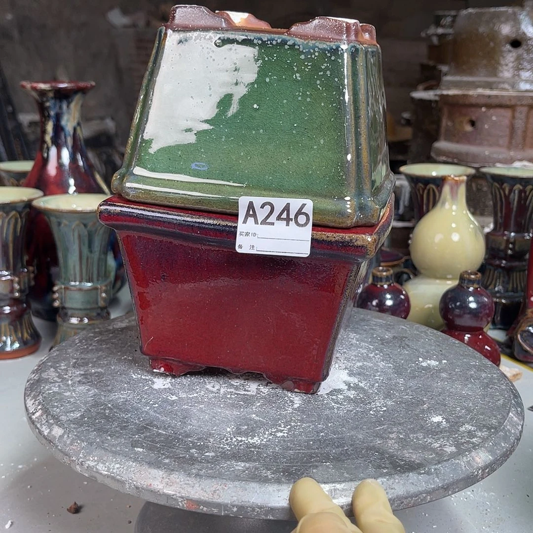 向****花盆紫砂246 。