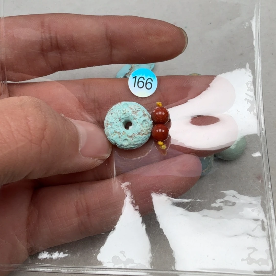 南红玛瑙未镶嵌珠宝奇石