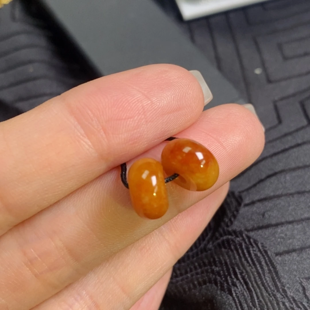 翡翠未镶嵌耳饰红翡小鼓珠