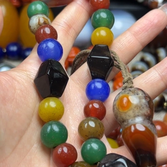 灰***3玛瑙/玉髓未镶嵌颈饰