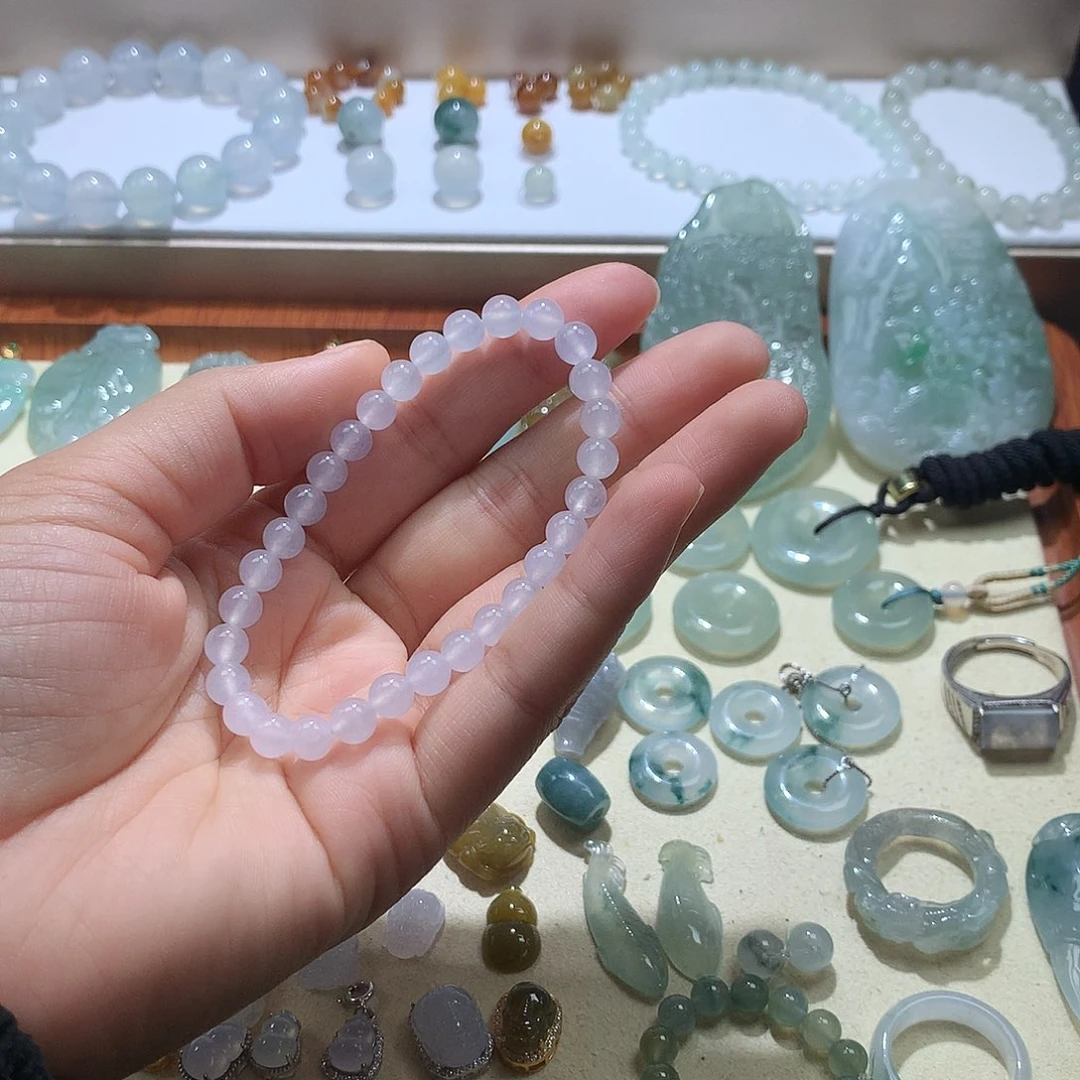 翡翠未镶嵌颈饰手串