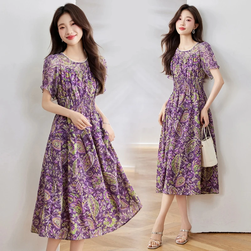圆领印花连衣裙2025夏季新款减龄显瘦碎花洋气收腰中长连衣裙子