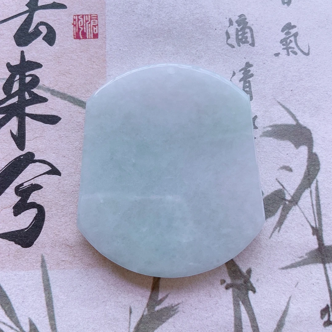 天然翡翠飘绿厚款平安无事牌男款时尚百搭挂件