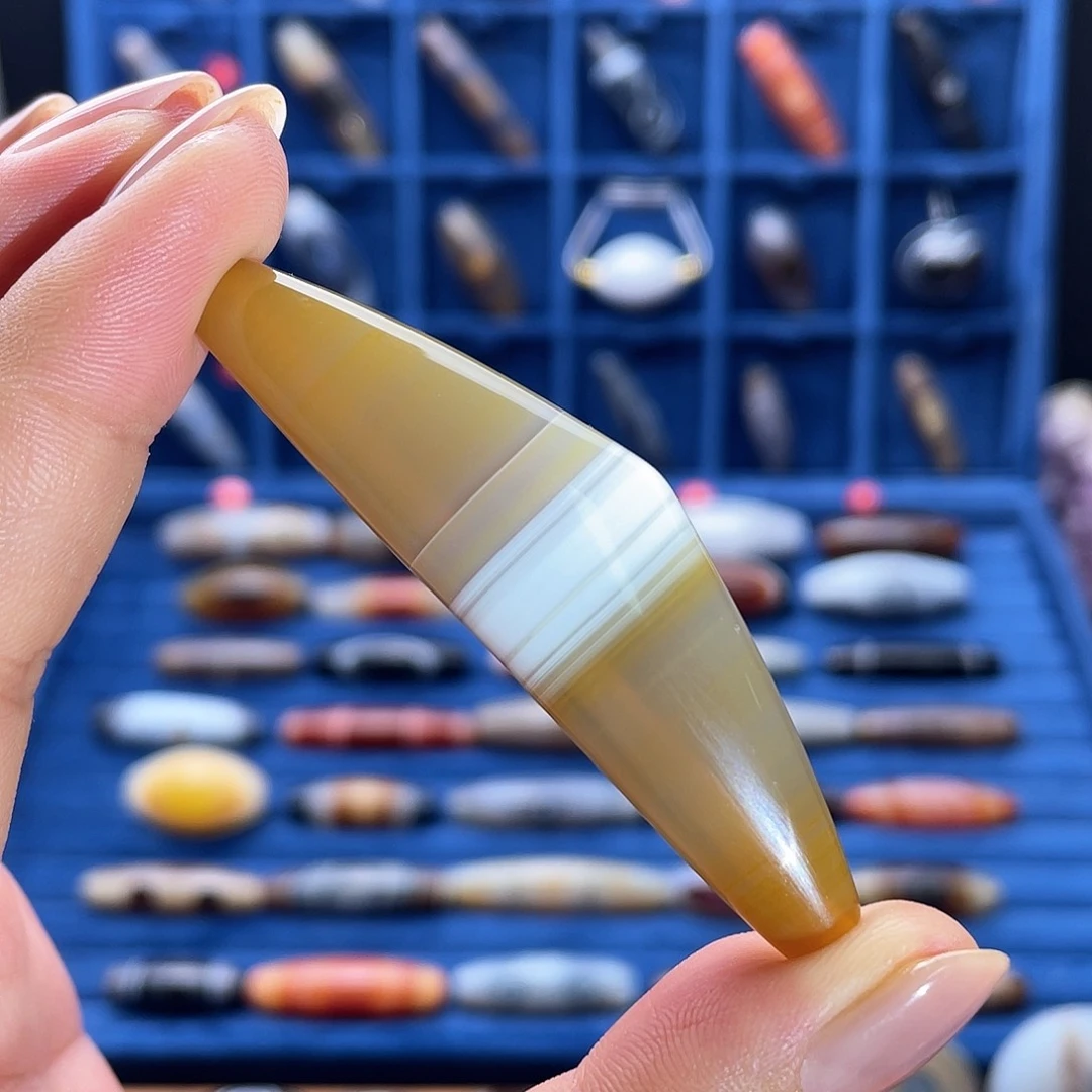 玛瑙/玉髓未镶嵌珠宝半成品