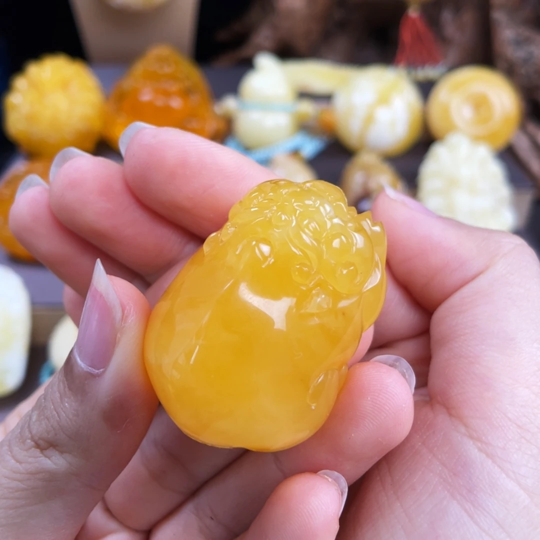 【闪购商品】未镶嵌琥珀珠宝奇石