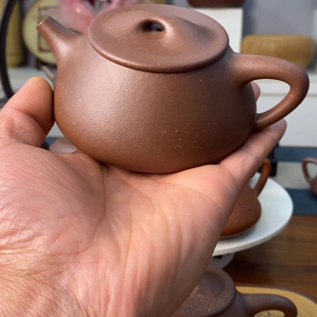 本山绿泥茶壶念*宜兴紫砂壶名家作品