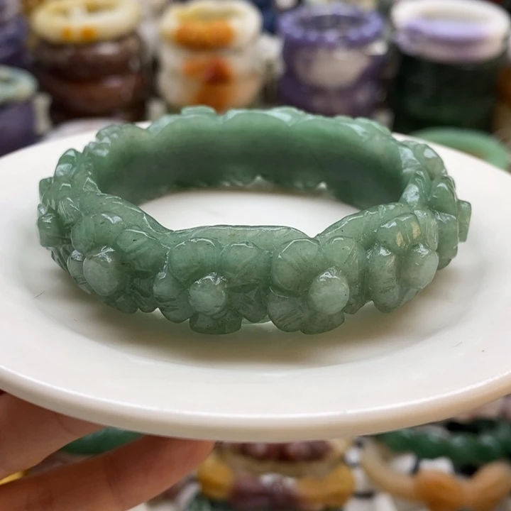 石英质玉未镶嵌手镯