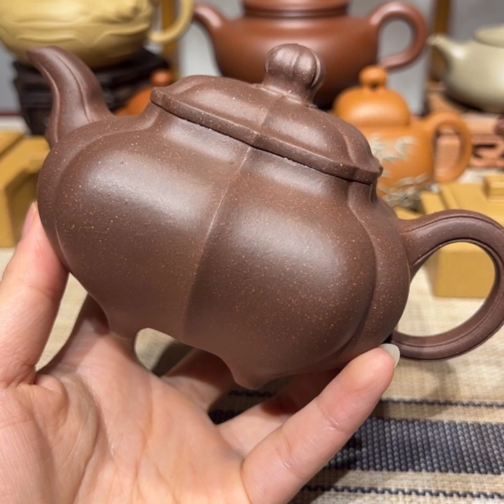 明***过茶壶紫砂锦纹传卢，容量320毫升，紫泥