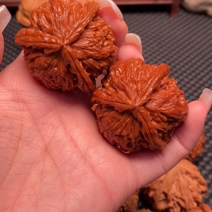 文玩核桃吊坠知**乐白奔