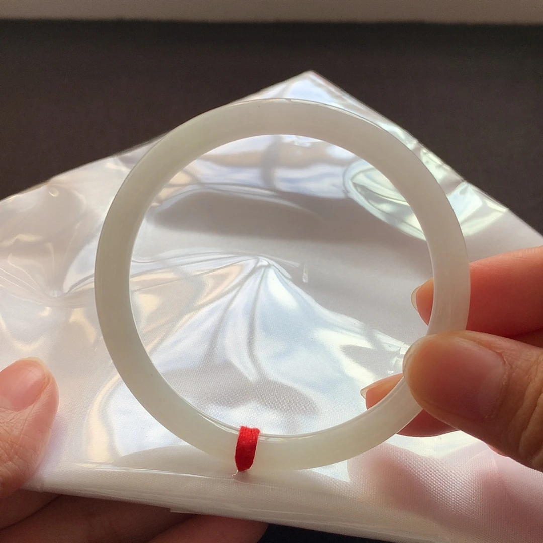 翡翠未镶嵌手镯57➕瑕疵漏