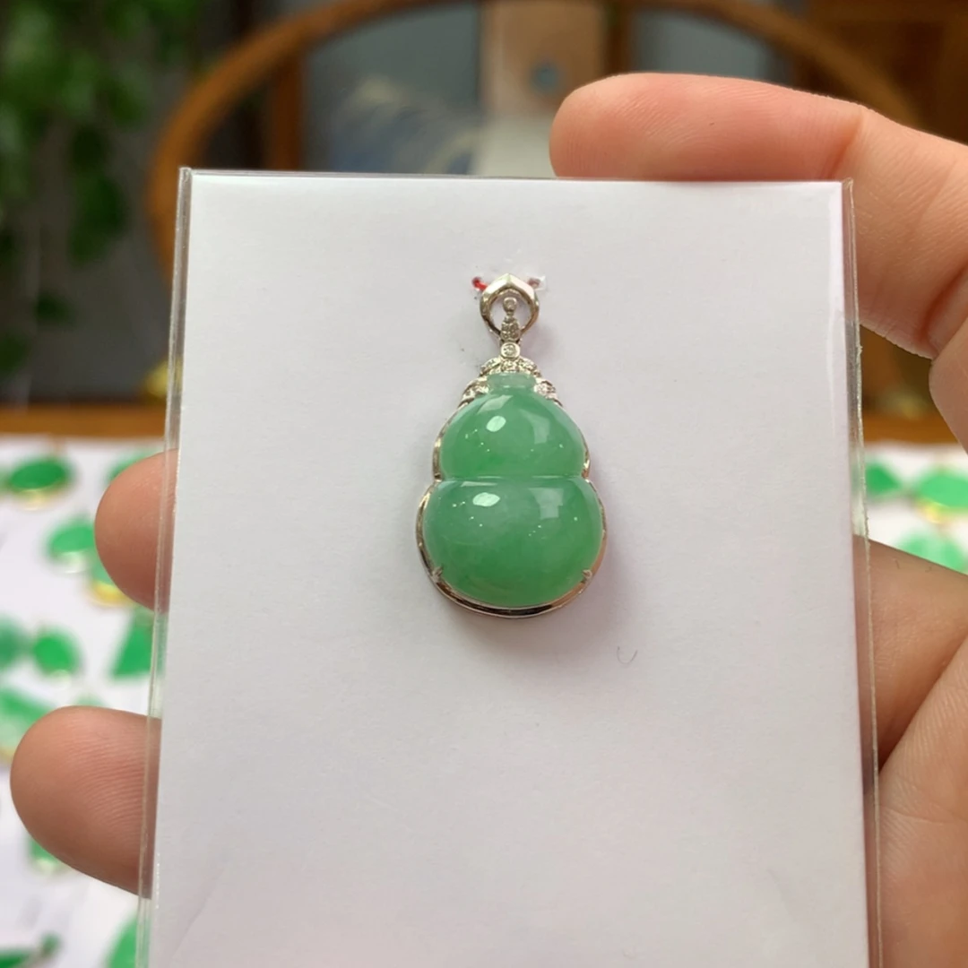 【闪购商品】翡翠颈饰18K金镶嵌翡翠首饰