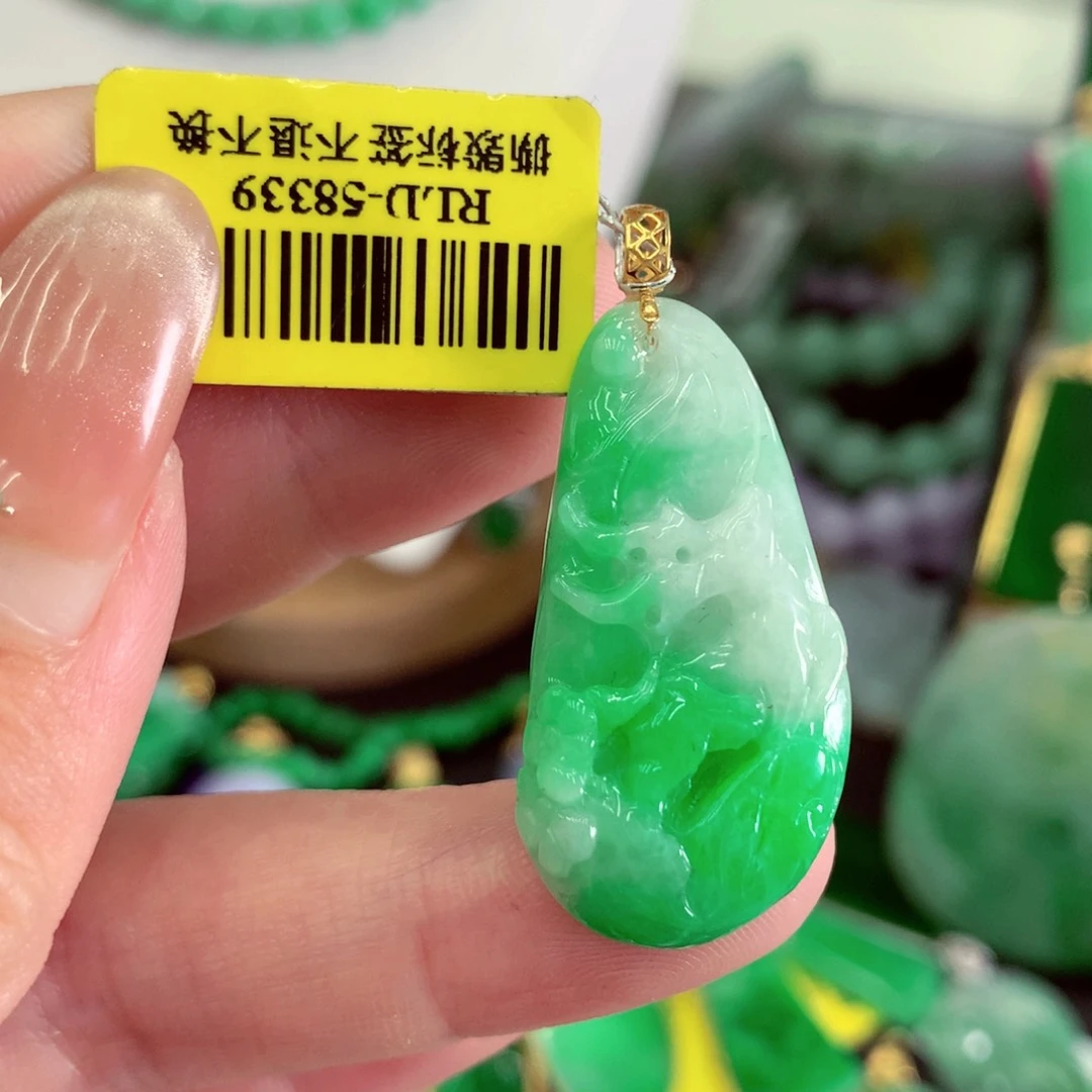 翡翠18K金镶嵌吊坠(不含链)