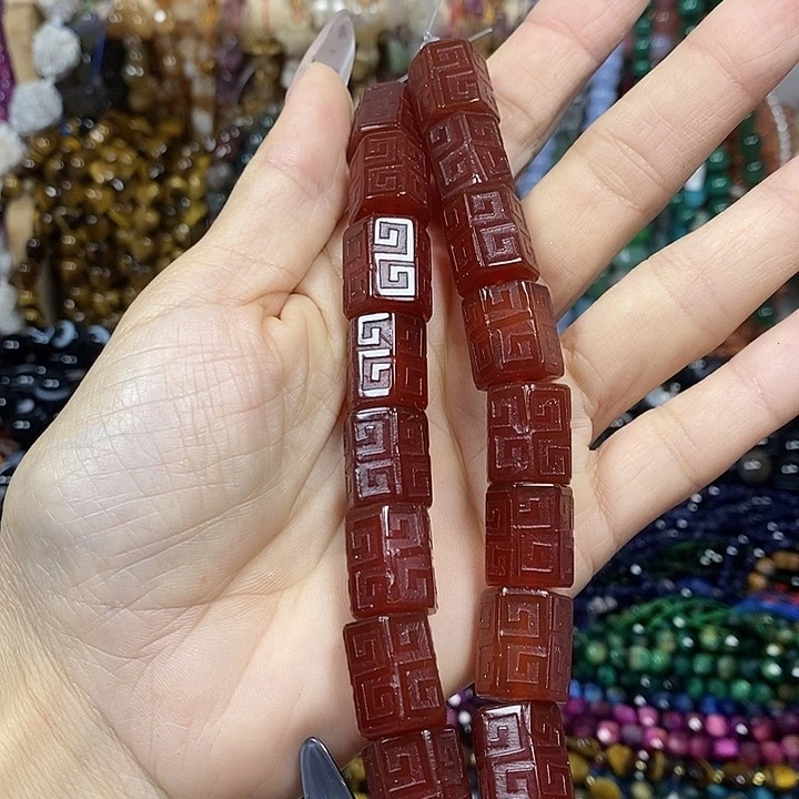玛瑙/玉髓未镶嵌珠宝半成品回纹雕刻玛瑙卡12*15mm10颗
