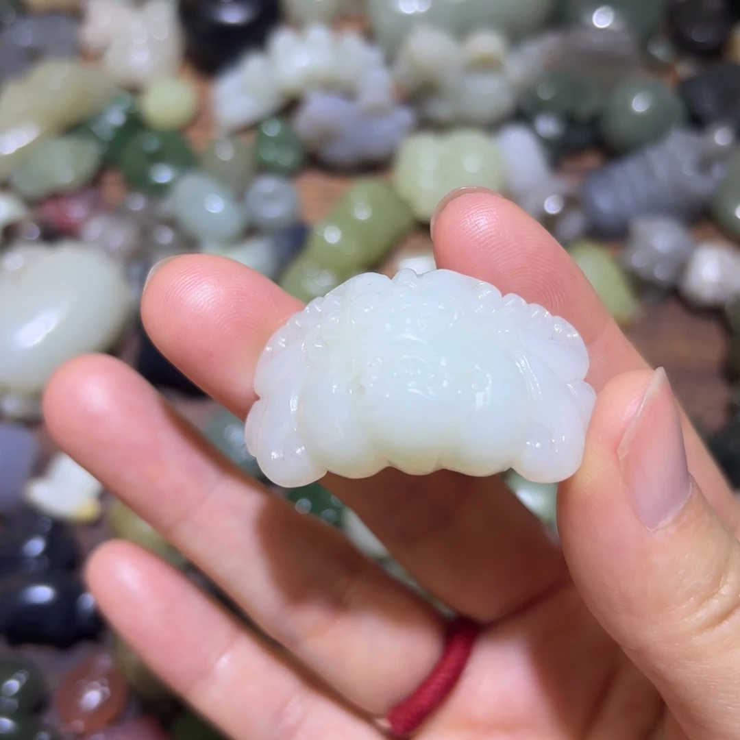 和田玉未镶嵌珠宝半成品