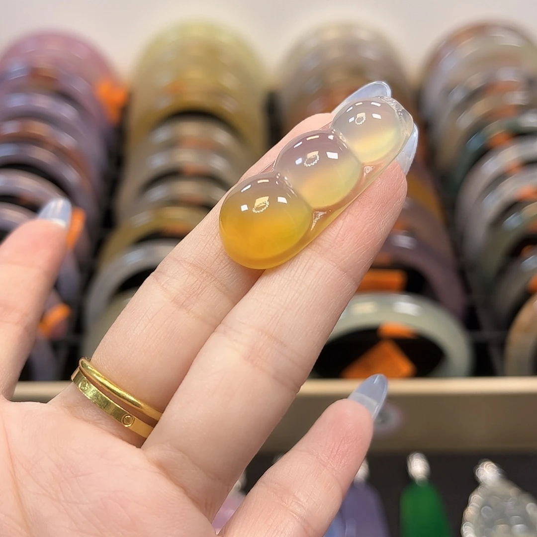 玛瑙/玉髓未镶嵌颈饰