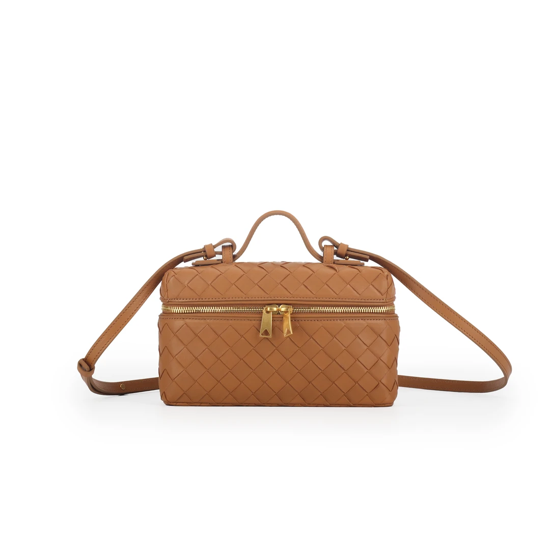 亮LIANGMADE经典休闲LP饭盒包LP编织单肩羊皮编织包女士时尚腋下