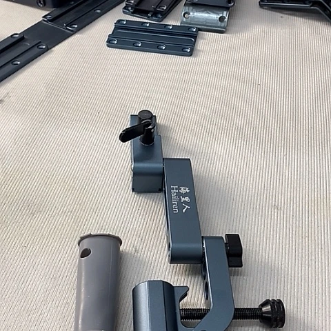 拐角炮台不要地板划痕枪色