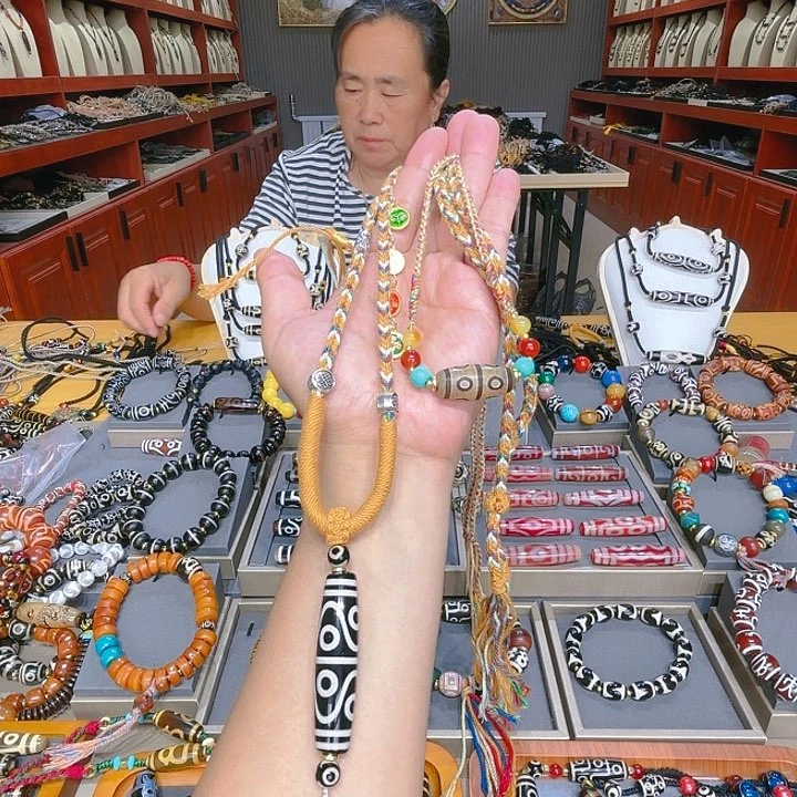 未镶嵌玛瑙/玉髓珠宝奇石
