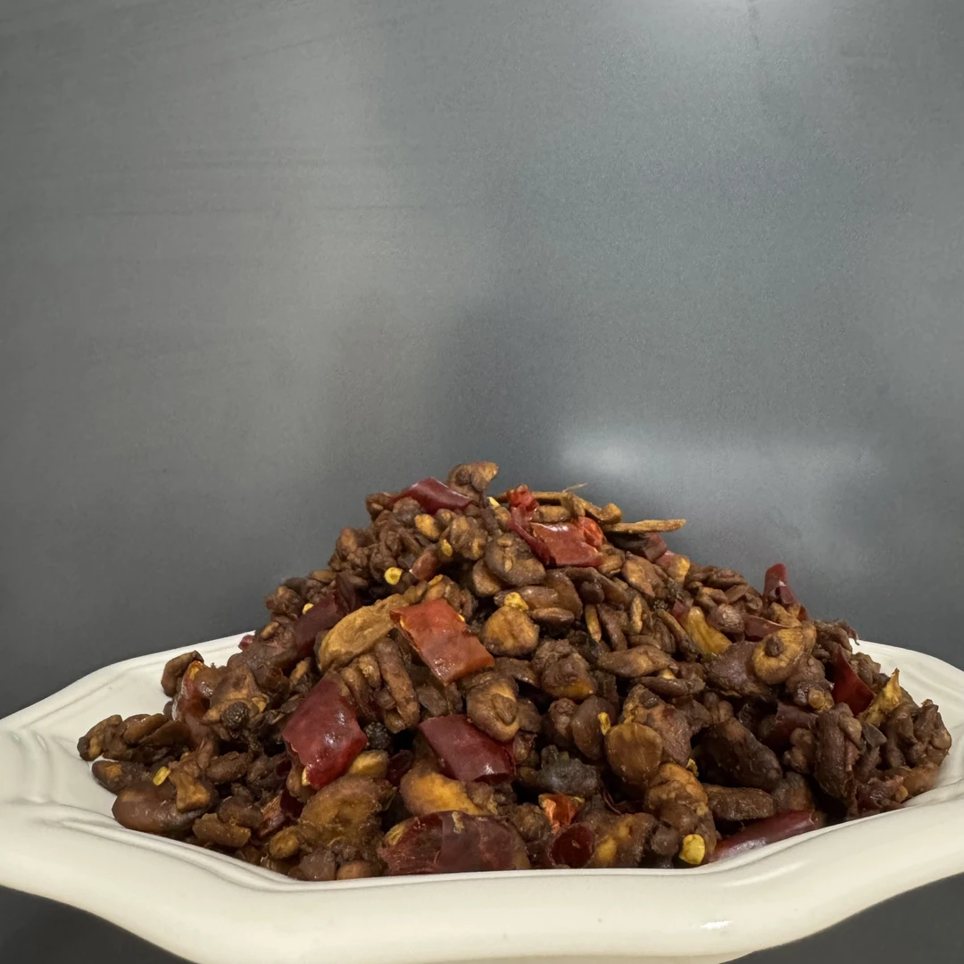 湖北宜昌纯手工豆瓣 蚕豆瓣紫苏香椿树泡制农家风味可炒肉可拌饭